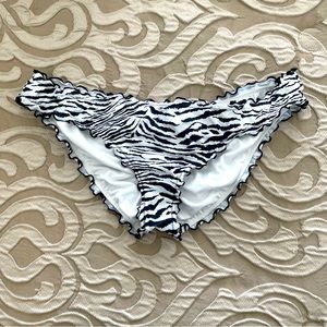 Victoria’s Secret Ruffle Scrunch Cheeky Bikini Bottom